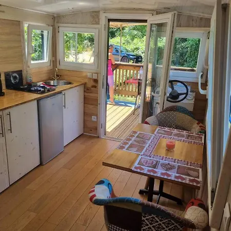 Au Fils De L'eau Botel Strasbourg
