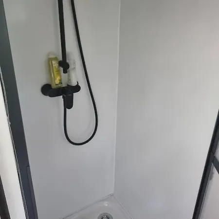 Au Fils De L'eau *